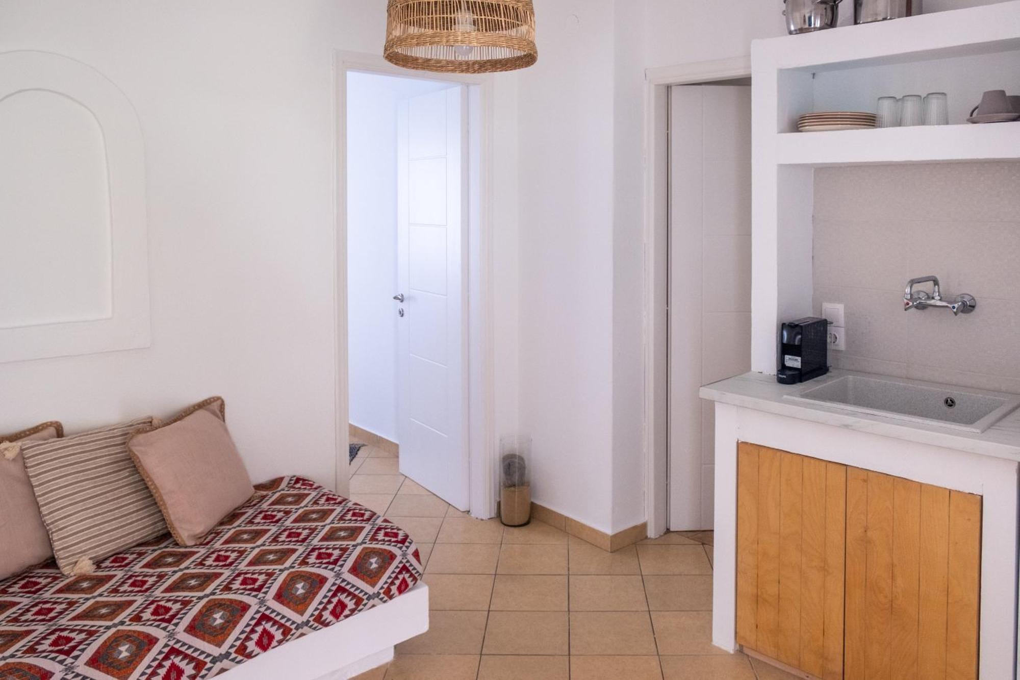 Aloni Ios Apartman Milopótasz Kültér fotó