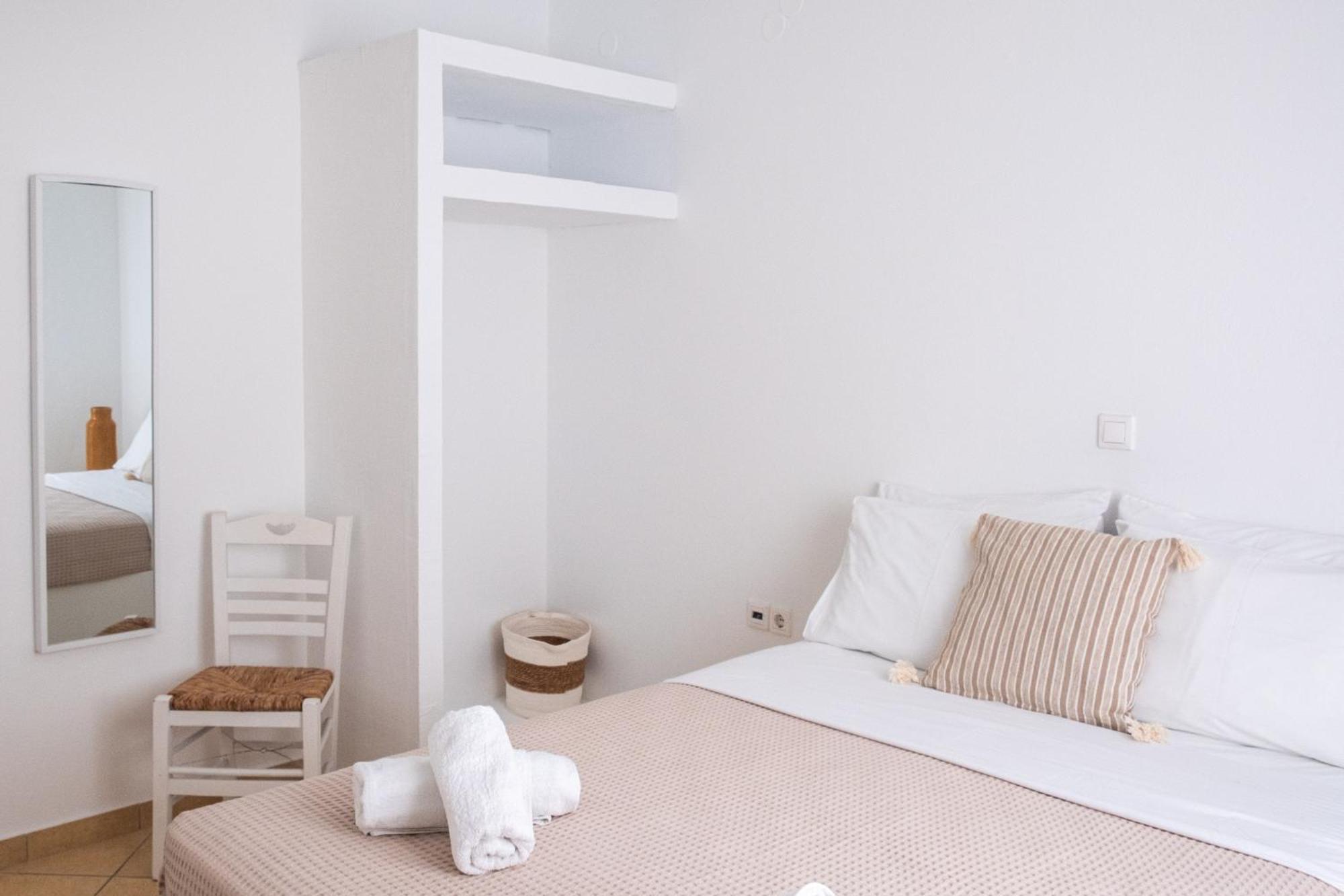 Aloni Ios Apartman Milopótasz Kültér fotó