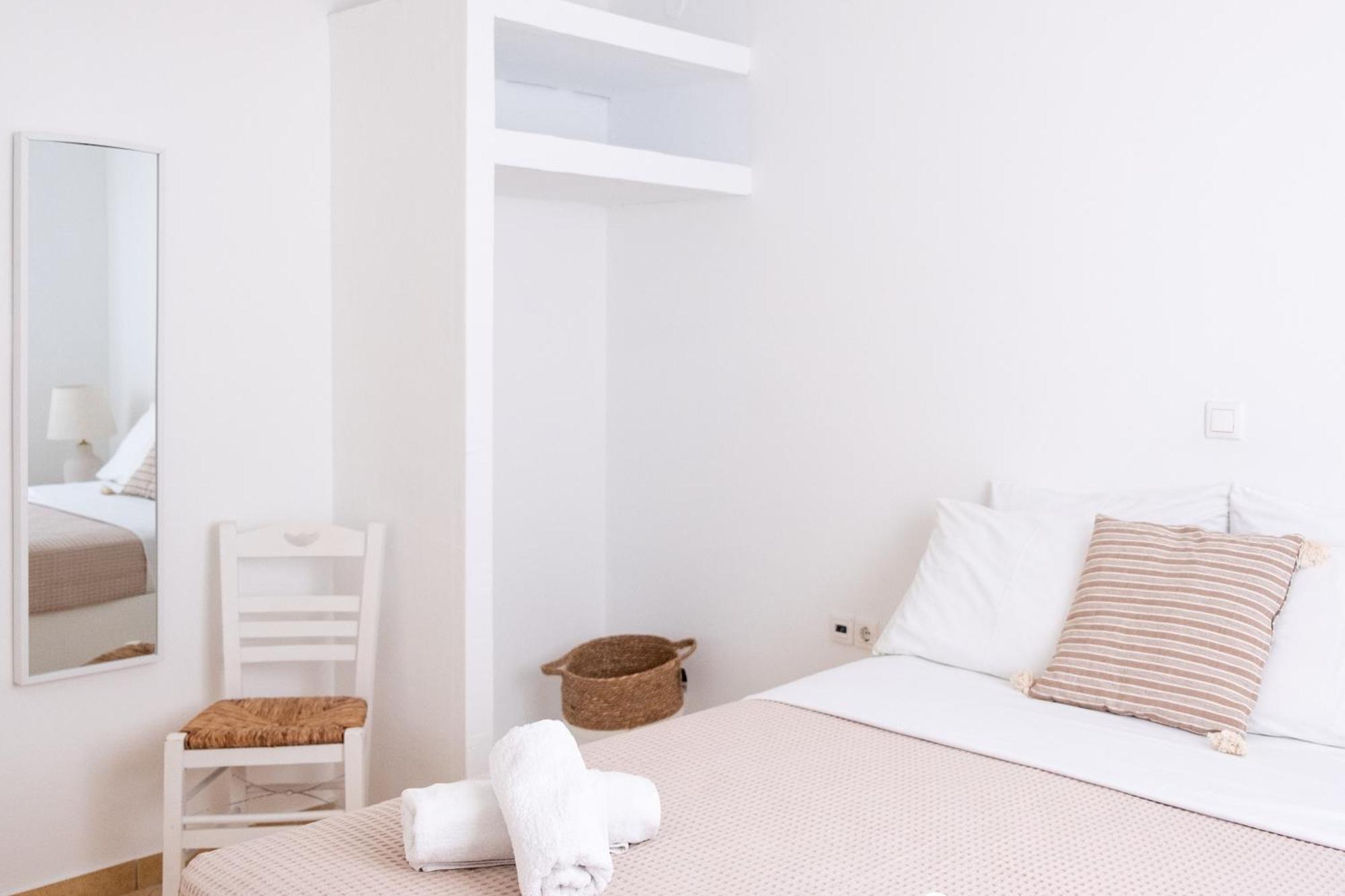 Aloni Ios Apartman Milopótasz Kültér fotó